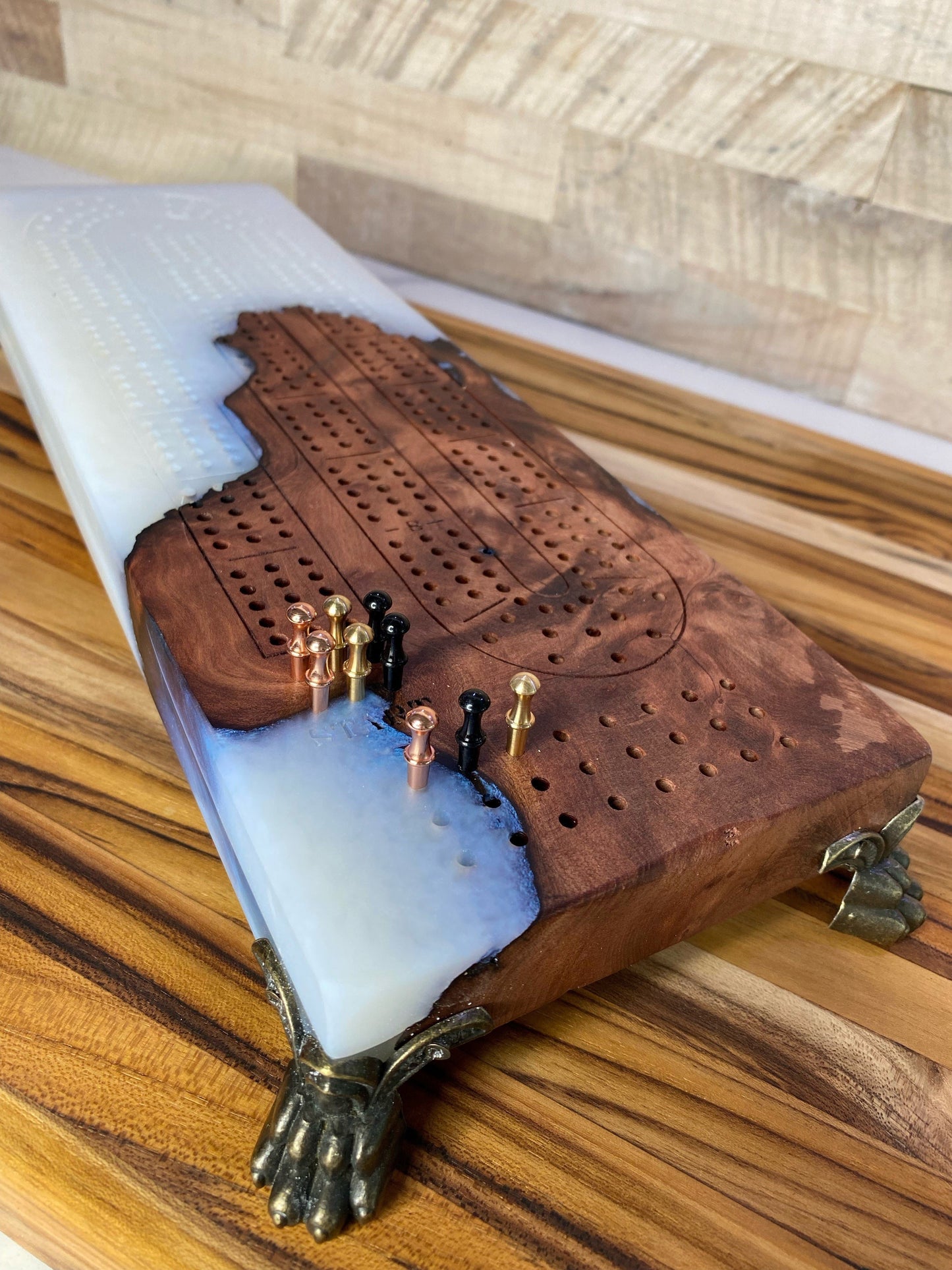 Icey Cribbage Board with Claw Feet